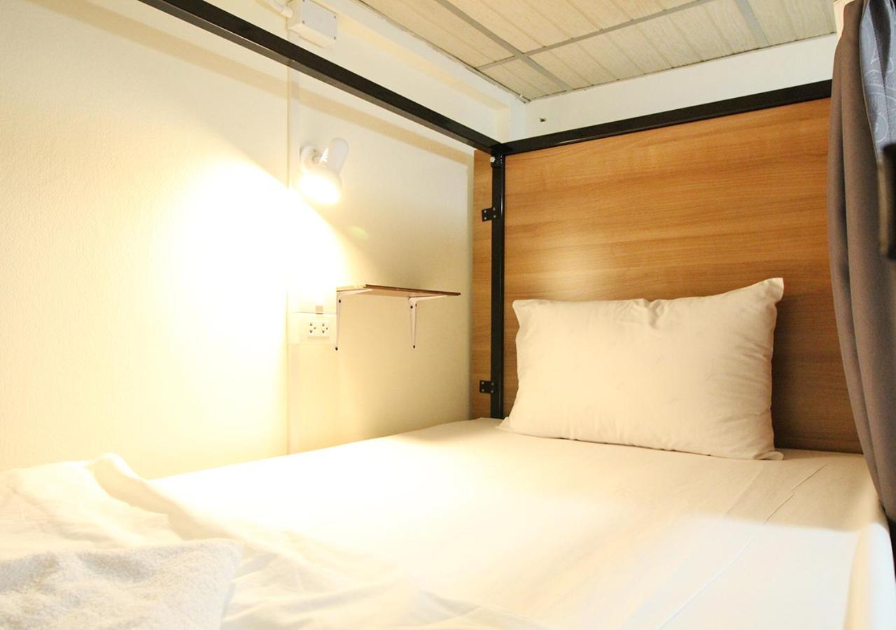 Chaiwat Hostel Bangkok Extérieur photo